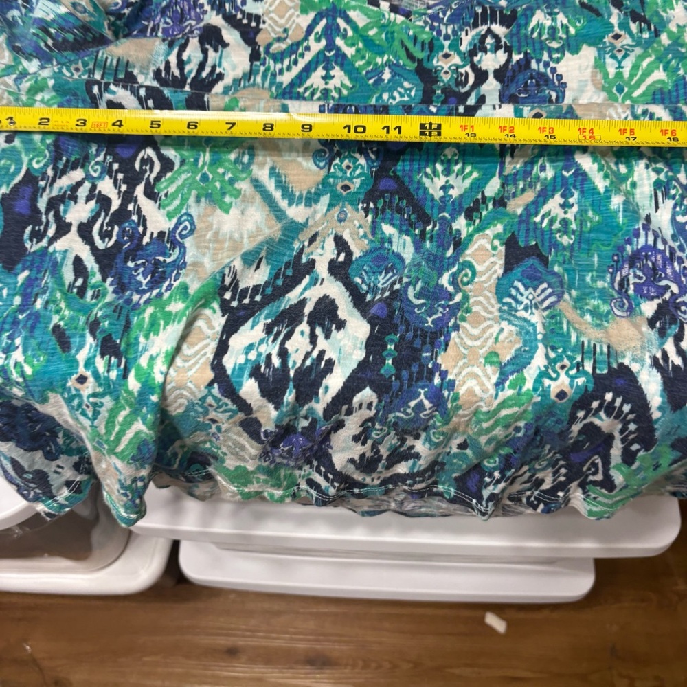 Chico’s Rayon Spandex Mediteranea Hi-Low Top in Iced Turq Multicolor - Picture 5 of 9